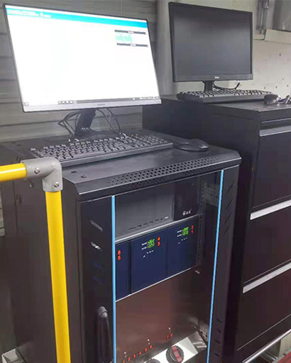 可變數(shù)據(jù)調(diào)試機(jī)